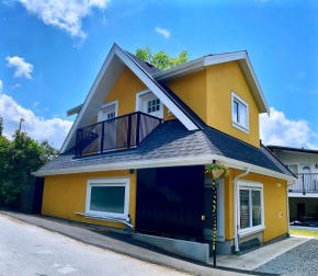 Vancouver’s Homey Laneway House